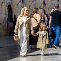 Maja Šuput i Bloom na Stradunu