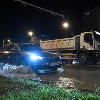 Puknula cijev na križanju Vukovarske i Držićeve