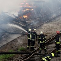 Požar skladišta HŽ-a u Osijeku