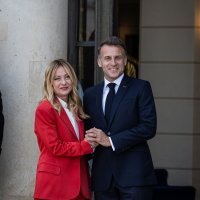 Emmanuel Macron i Giorgia Meloni