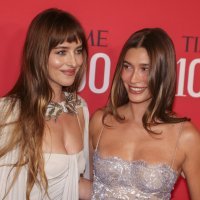 Dakota Johnson i Hailey Bieber