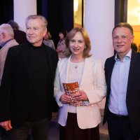 Gordan i Sonja Jandroković, Zrinko Ogresta