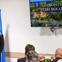 Zoran Milanović u Starim Mikanovcima