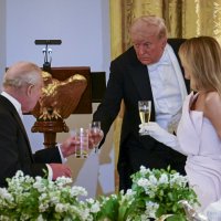 kralj Charles, Donald i Melania Trump