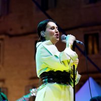 Koncert Nine Badrić na splitskoj pjaci