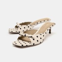 Zara: Komadi s točkicama