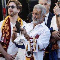Mel Gibson