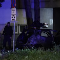 Zagreb: Automobilom se zabio u zgradu kraj Vjesnika, vozilo potpuno uništeno