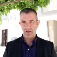 Građani pale lampione za ubijenog maturanta