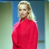 Adriana Karembeu