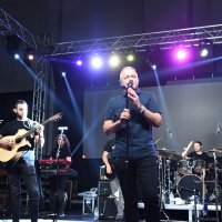 Thompsonov nastup na humanitarnom koncertu u Sisku