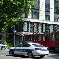 Beograd: Tramvaj izetio iz tračnica i udario u zgradu