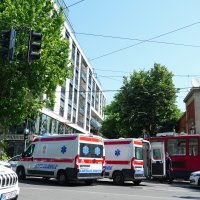 Beograd: Tramvaj izetio iz tračnica i udario u zgradu