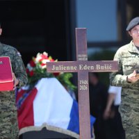 Posljednji ispraćaj Julienne Eden Bušić