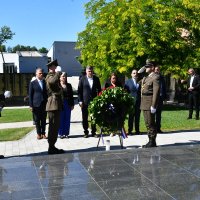 Predsjednik Zoran Milanović u posjetu Romskom memorijalnom centru Uštica