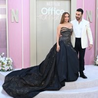 Jennifer Lopez i Brett Goldstein