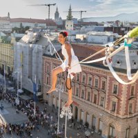 Antonia Gašparov hodom na žici privukla poglede prolaznika