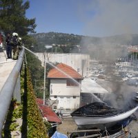 Požar u splitskoj ACI marini