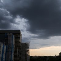 Olujni oblaci nad Zagrebom