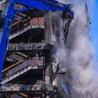 Nastavlja se rušenje nebodera Vjesnika