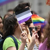 Povorka ponosa krenula sa Zrinjevca prema Trgu bana Jelačića