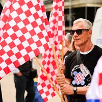 Pripadnici A-HSP na čelu s Draženom Kelemincem prosvjeduju protiv Pridea