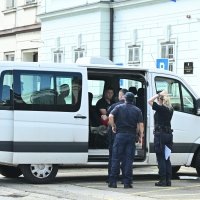 Privođenje četvorice muškaraca osumnjičenih za otmicu kod Arena centra