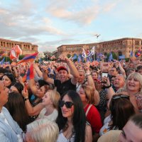 Predizborni skup simpatizera premijera Nikola Pašinjana u Armeniji