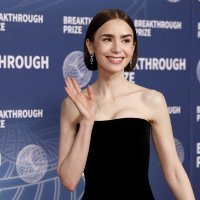 Lily Collins