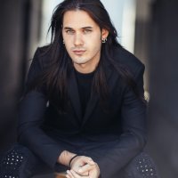 Dino Jelusić