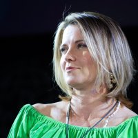 Lucy Lawless