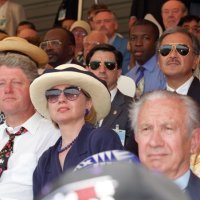 Američki predsjednik Bill Clinton sa suprugom Hillary na jednoj od utakmica prvenstva održanog u SAD-u 1994. godine