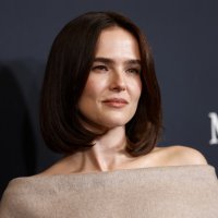 Zoey Deutch