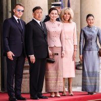 Brigitte Macron i tajlandska kraljica