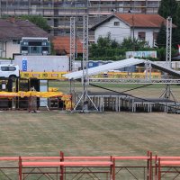 Pripreme za koncert Marka Perkovića Thompsona u Zaprešiću