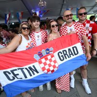 Navijači uoči utakmice Hrvatska - Portugal