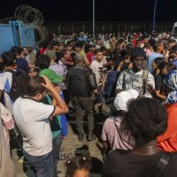 U samo jednom danu u španjolsku enklavu ušlo je 49.000 ljudi