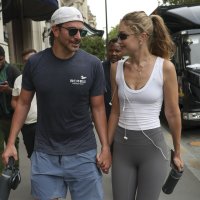 Bradley Cooper, Gigi Hadid
