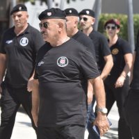 Postrojavanje IX. bojne HOS-a Rafael vitez Boban u Kninu
