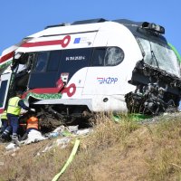 I dva dana nakon nesreće električni vlak stoji na mjestu sudara