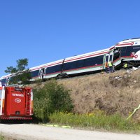 I dva dana nakon nesreće električni vlak stoji na mjestu sudara