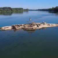 Izuzetno nizak vodostaj rijeke Save ponovo je otkrio olupinu broda "Slovenac"