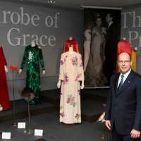 Princ Albert II na izložbi posvećenoj svojoj majci
