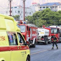 Vatrogasci cijelu noć gasili požar kod Omiša