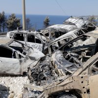 Spaljeni automobili u požaru kod Omiša