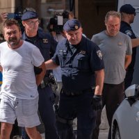 Privođenje četvorke osumnjičene za izazivanje požara u Zadru
