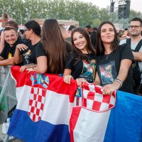 Prizori prije početka Thompsonovog koncerta u Vukovaru