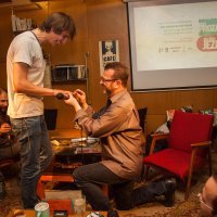 Darko Šeparović dobiva Prozak - Na vrh jezika prsten