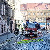 Vatrogasci gase požar u stanu u Mesničkoj ulici u Zagrebu