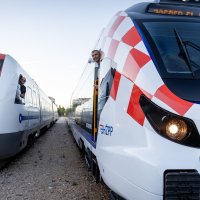 U promet pušten prvi elektrodizelski vlak na relaciji Split - Zagreb